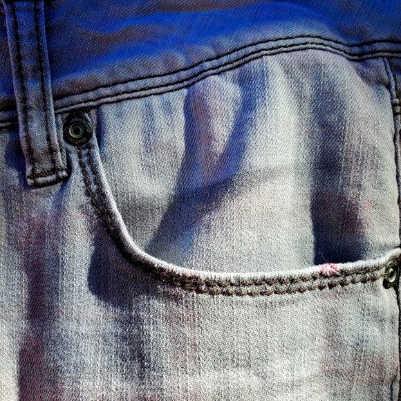 Bongo - Picture 4 of 9